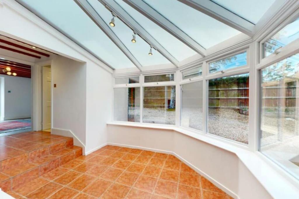 April cottage, Stamford by Belmont Places view 2