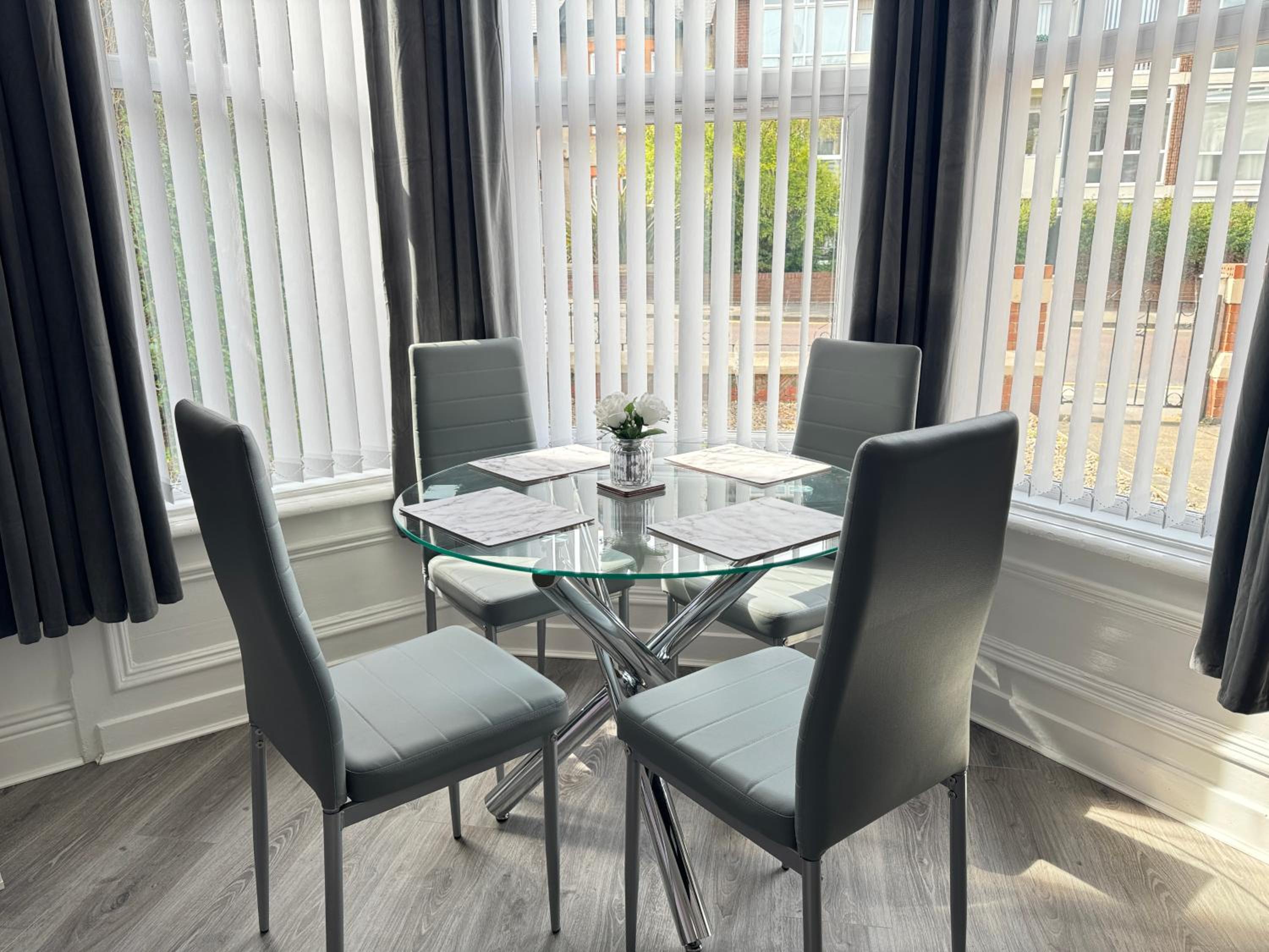 Marine Apartment Whitley Bay Seaside Location Free Onsite Parking view 5
