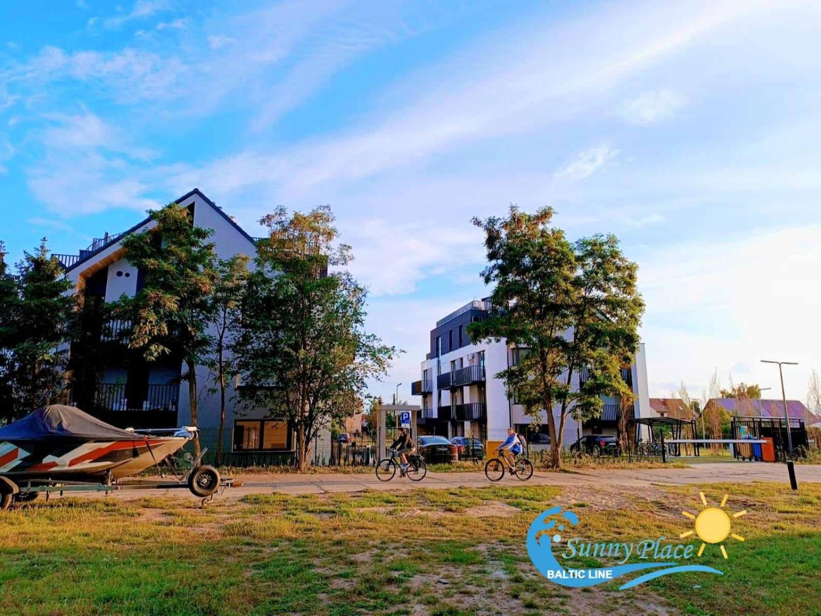 Batic Line - SUNNY PLACE - FUNNY PLACE, apartament ze słonecznym ogródkiem na Wyspie Sobieszewskiej