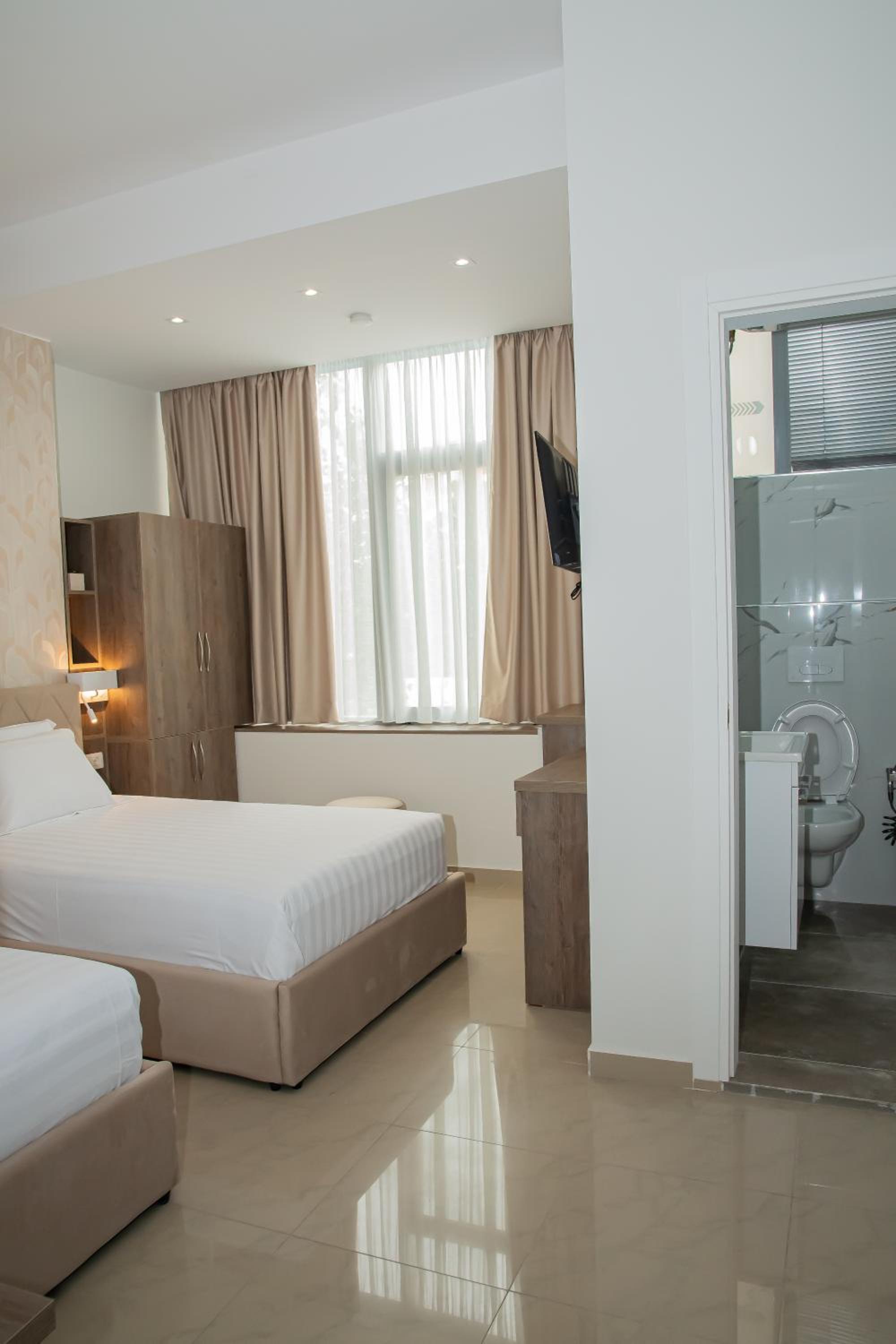 Alv Rent Rooms