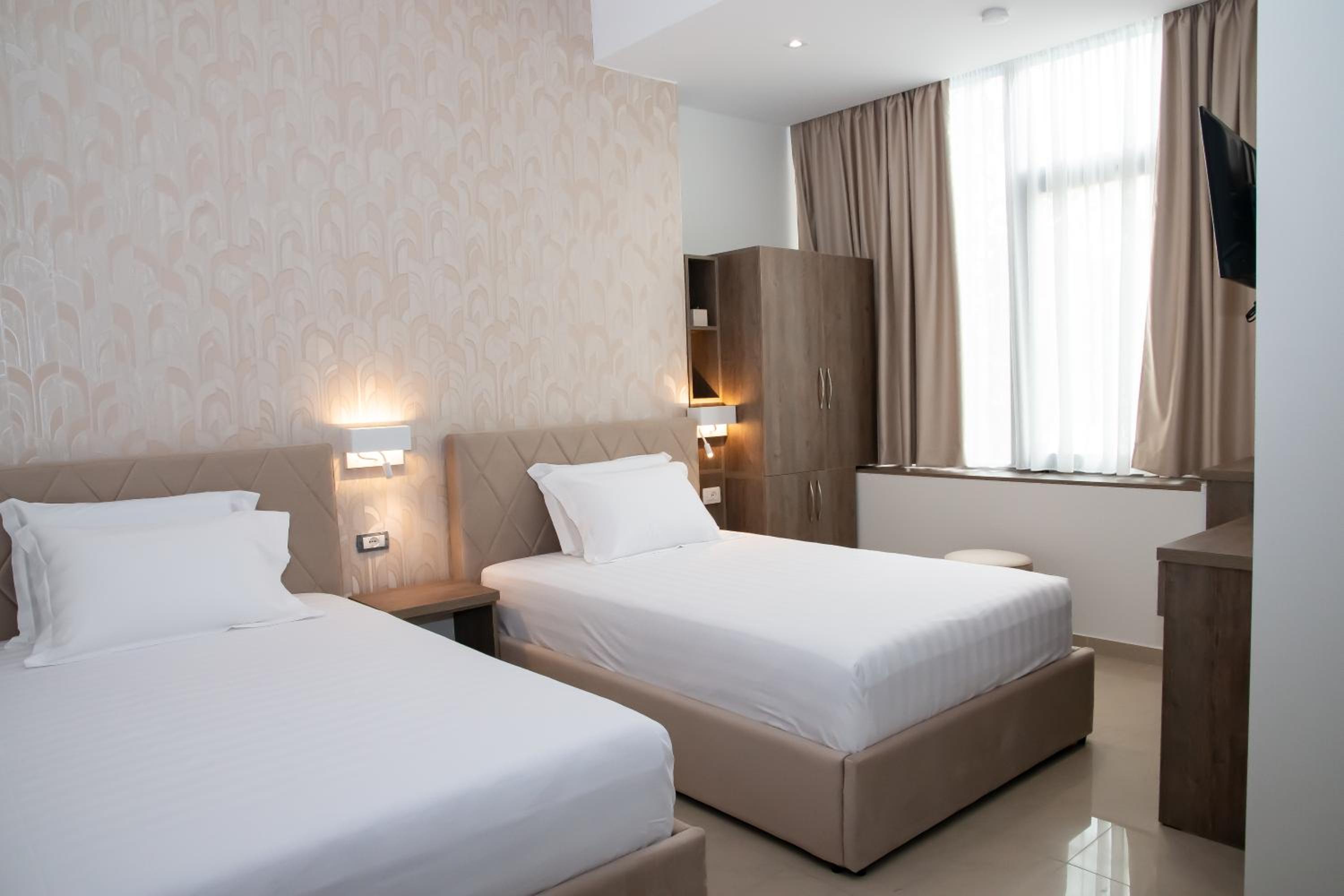 Alv Rent Rooms