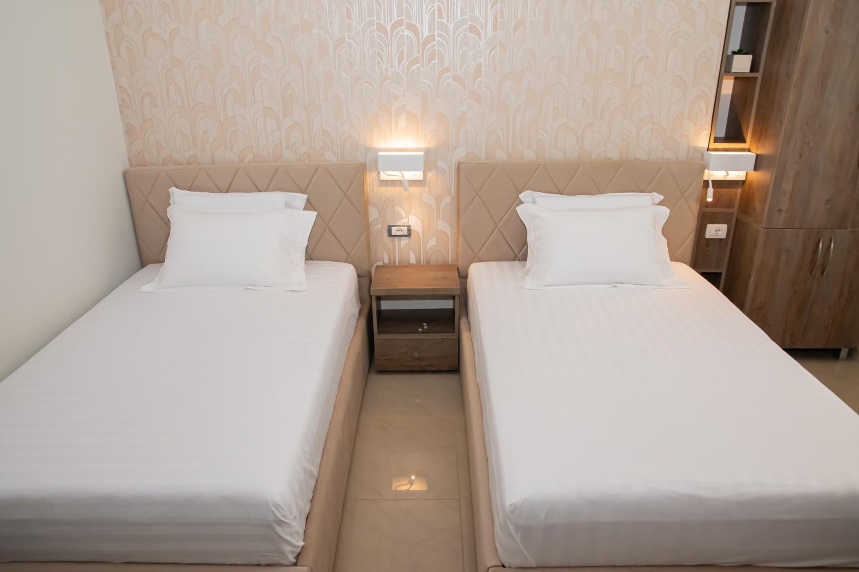 Alv Rent Rooms