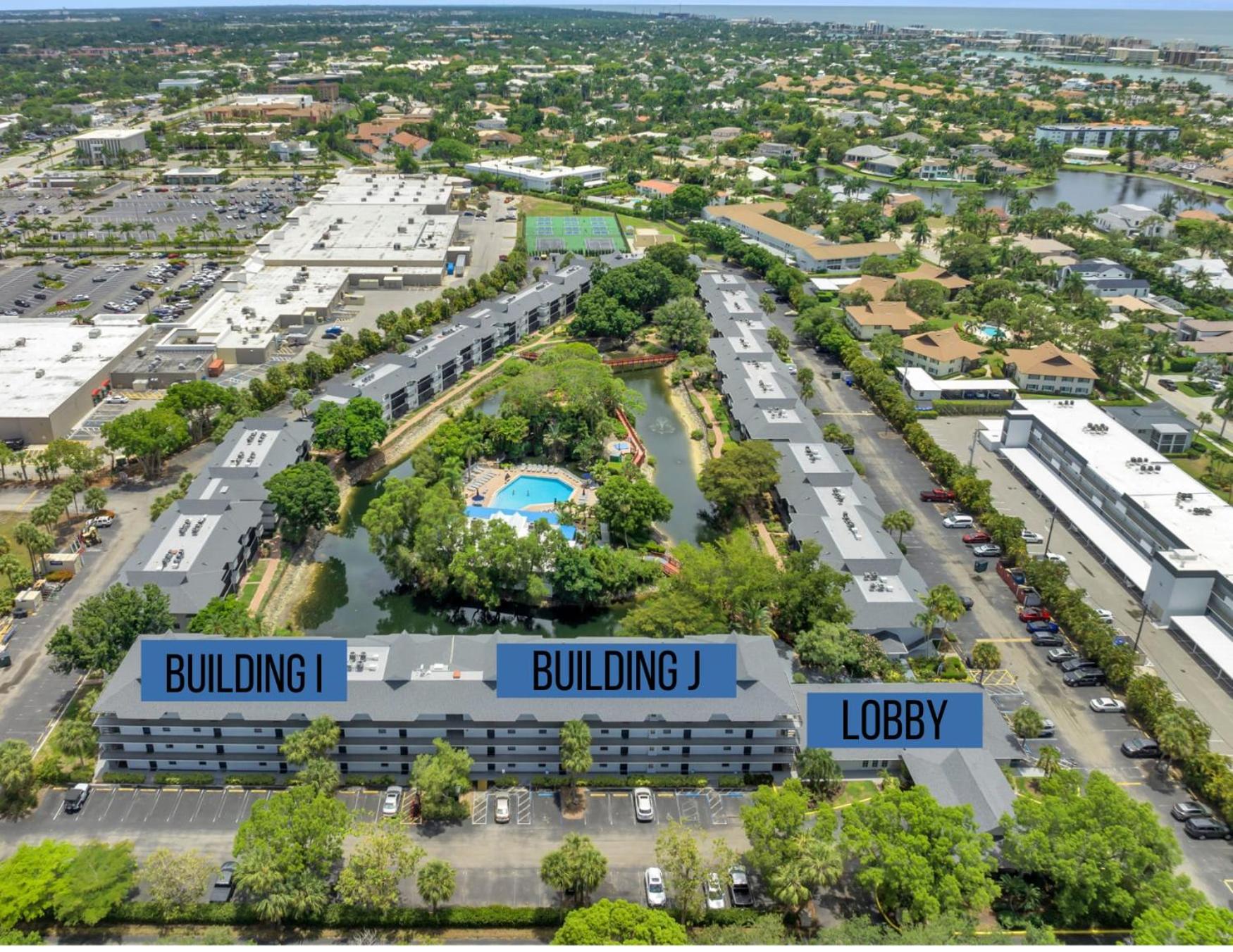 Hotel Designer Furnished and Views - Image 1