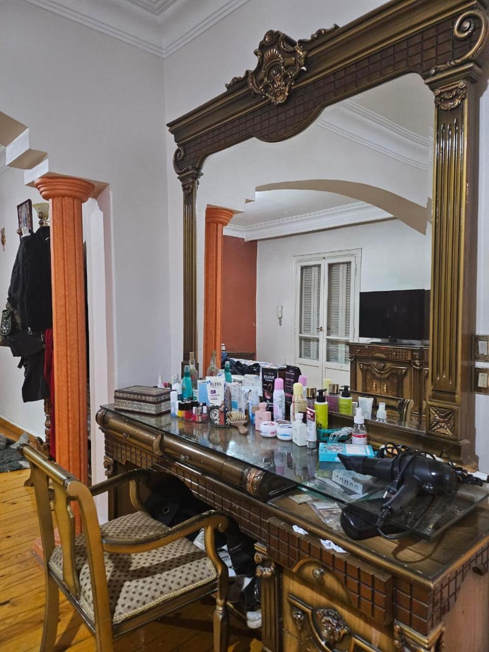 Villa Apartment Nile View in City Center Near Grand Museam