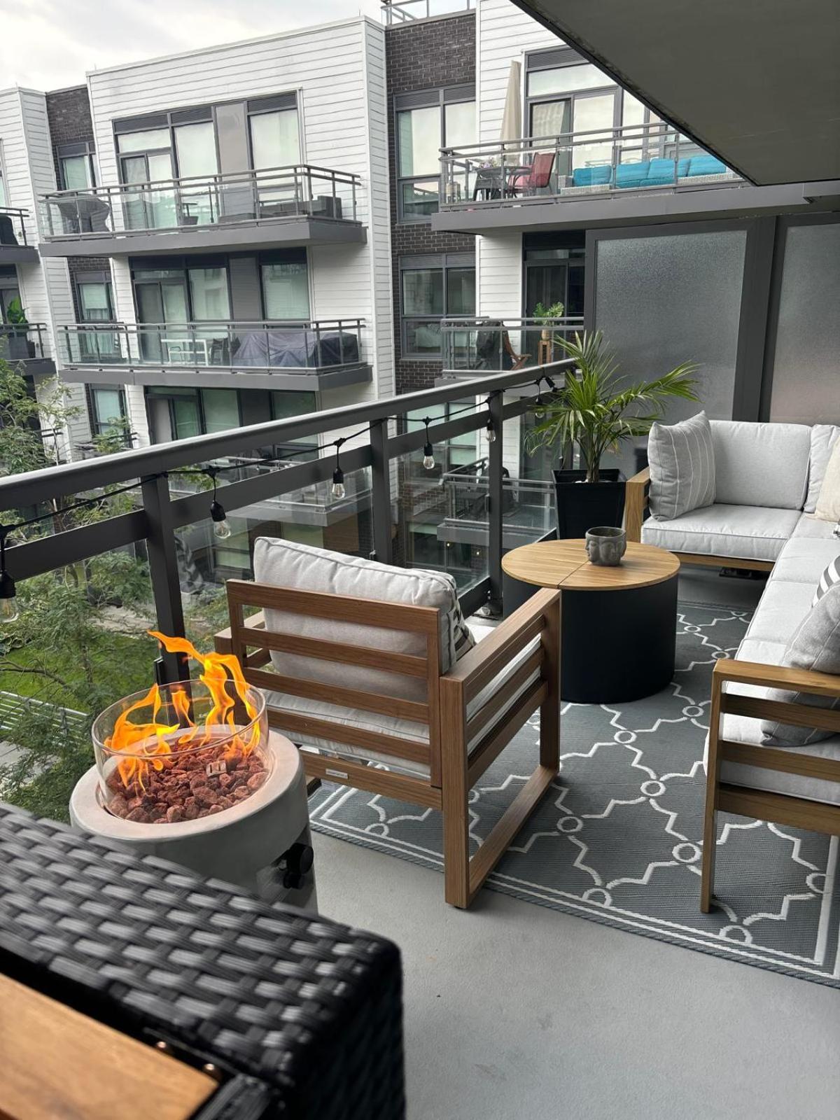 Stunning Stayz Luxury 2 King Suite at Friday Harbour Resort Marina Walk & Parking