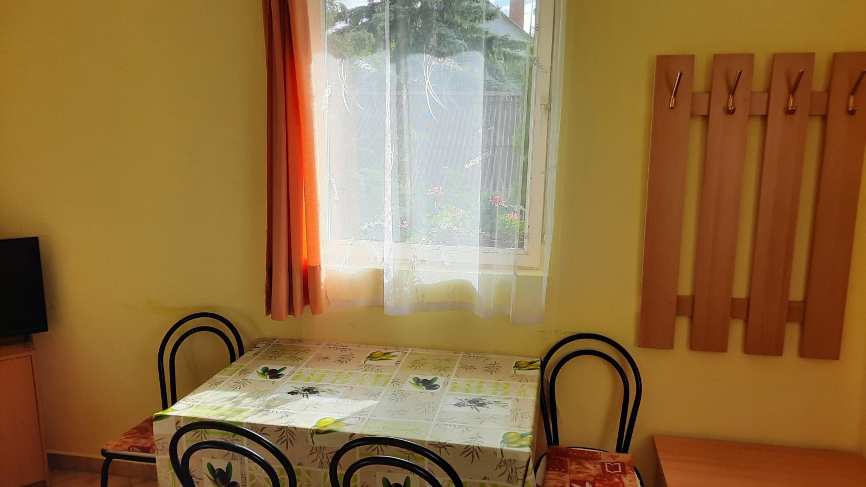 Apartmanhaz Balatonfenyves