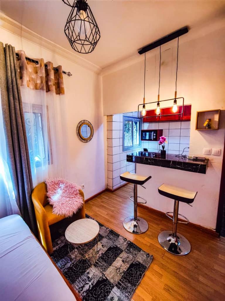Dom City appartement et chambres meublés Yassa Douala