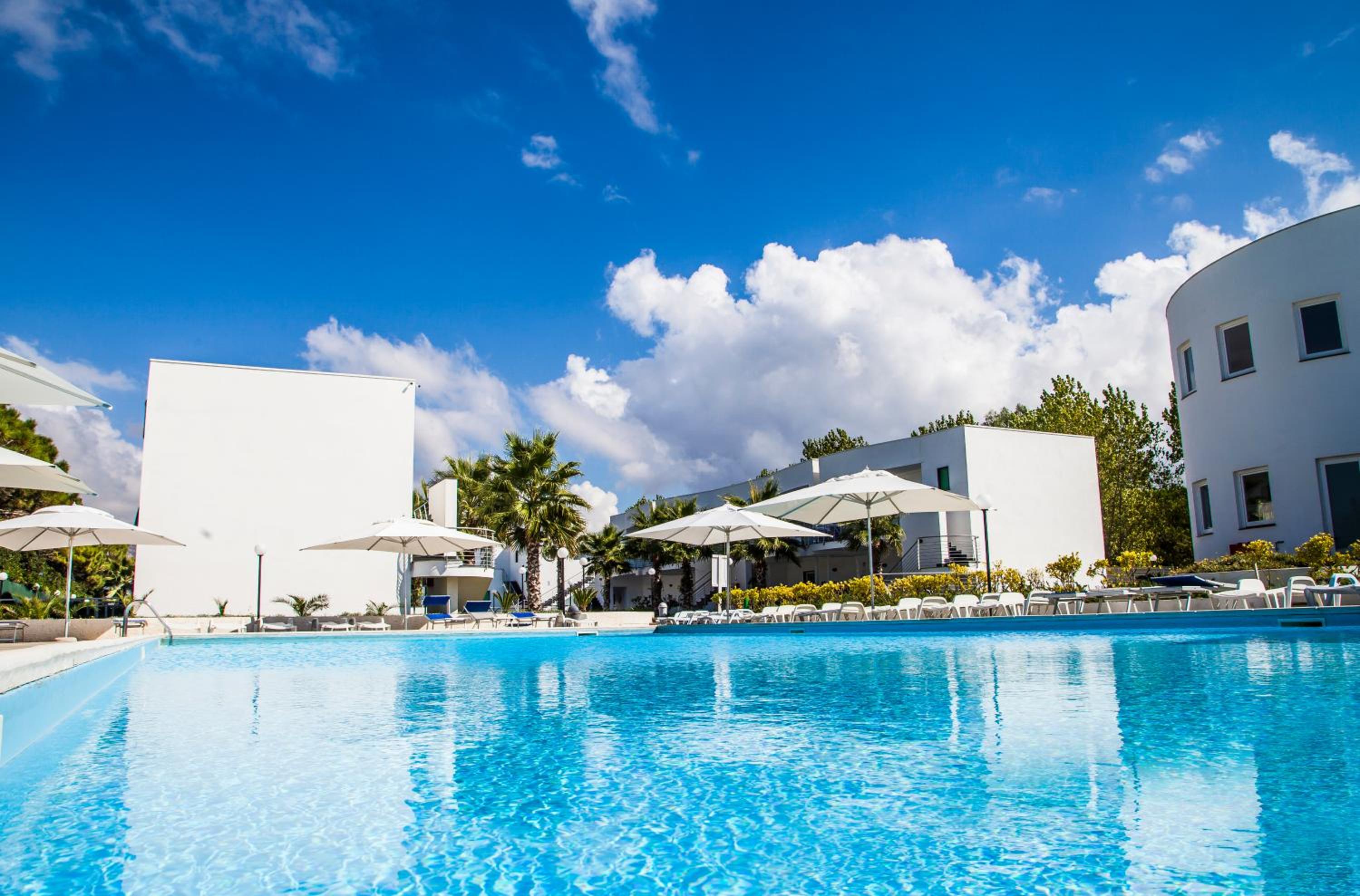 Medea Beach Resort photo 4