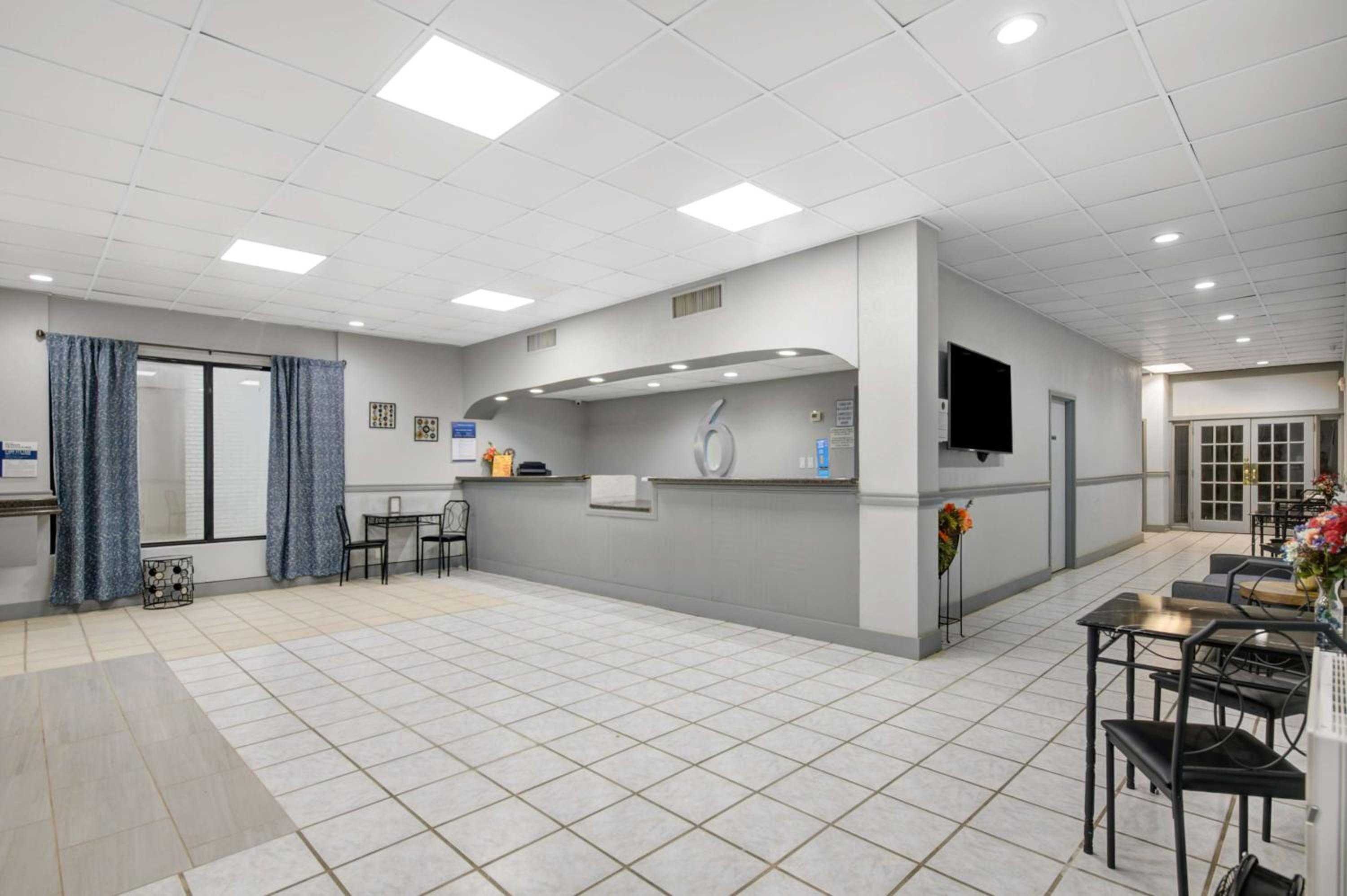 Motel 6 Chickasha, OK view 5