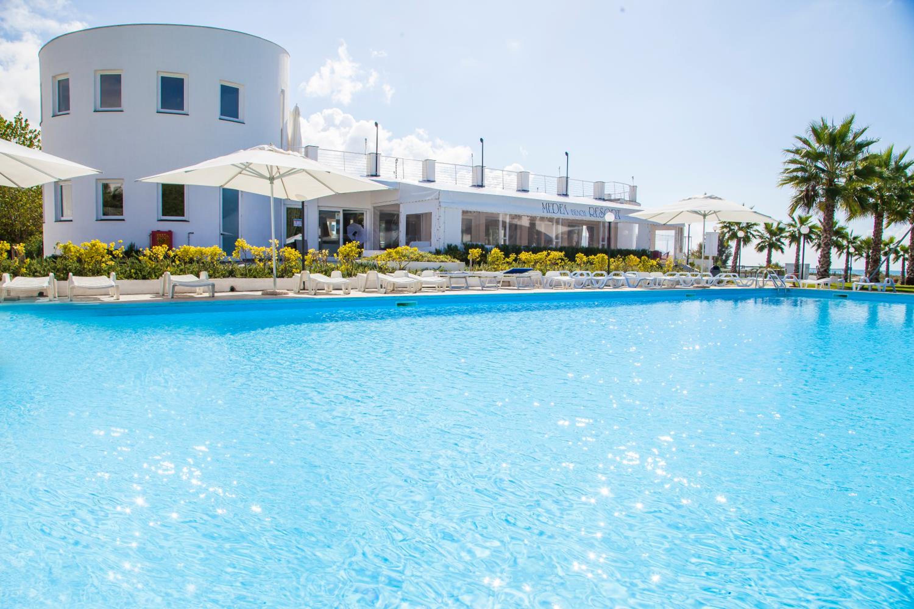 Medea Beach Resort photo 5