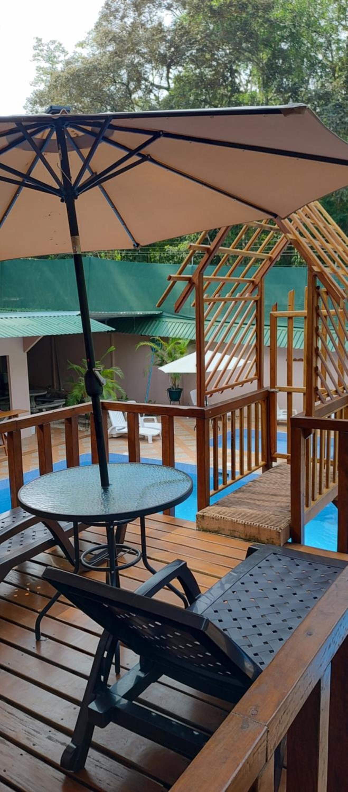 Cool Waters Jungle Deluxe Apartments