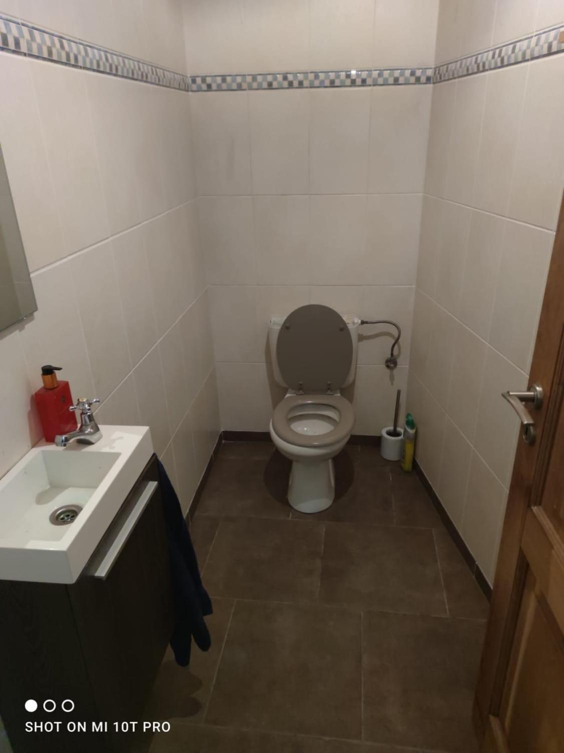 8 chambres privées dans une villa de partagée de 350m2