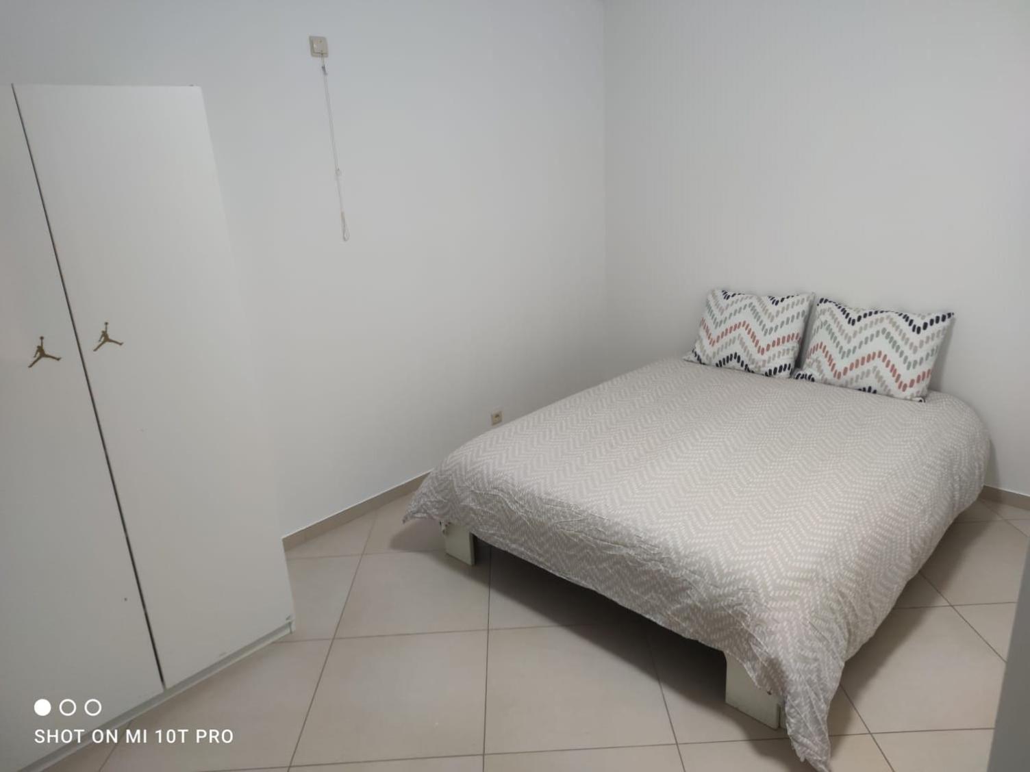 8 chambres privées dans une villa de partagée de 350m2