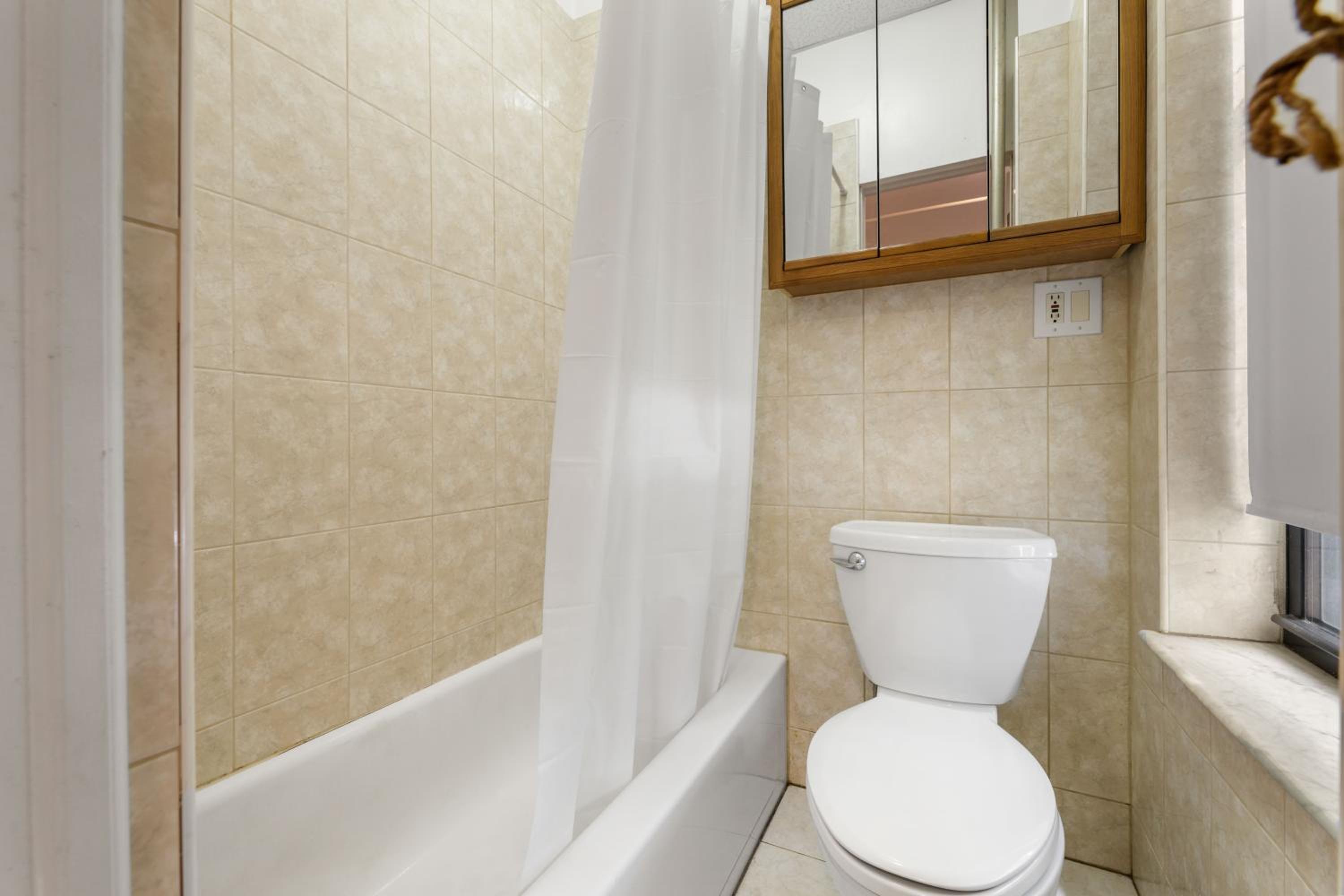 West 30th Street Guest House
