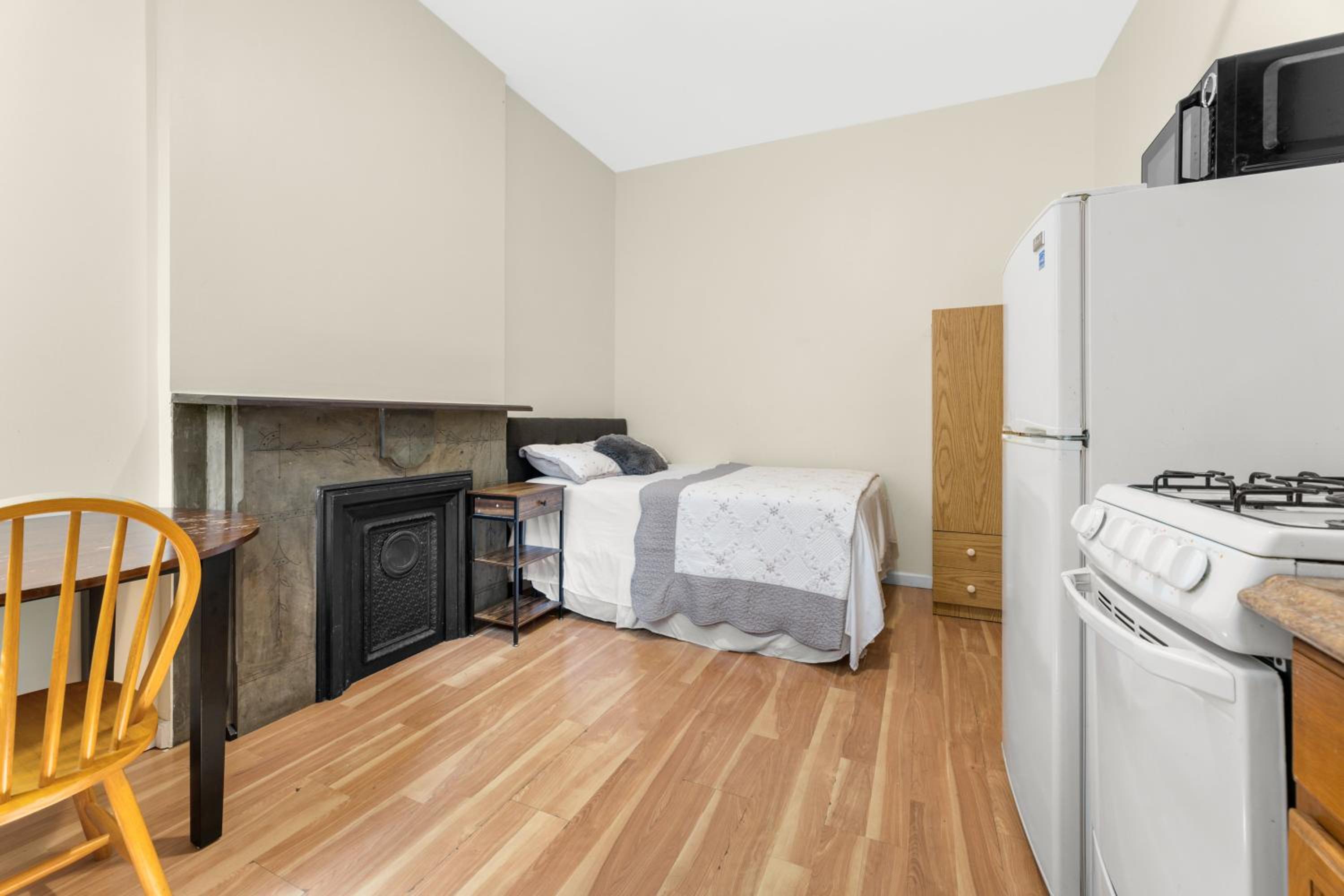 West 30th Street Guest House