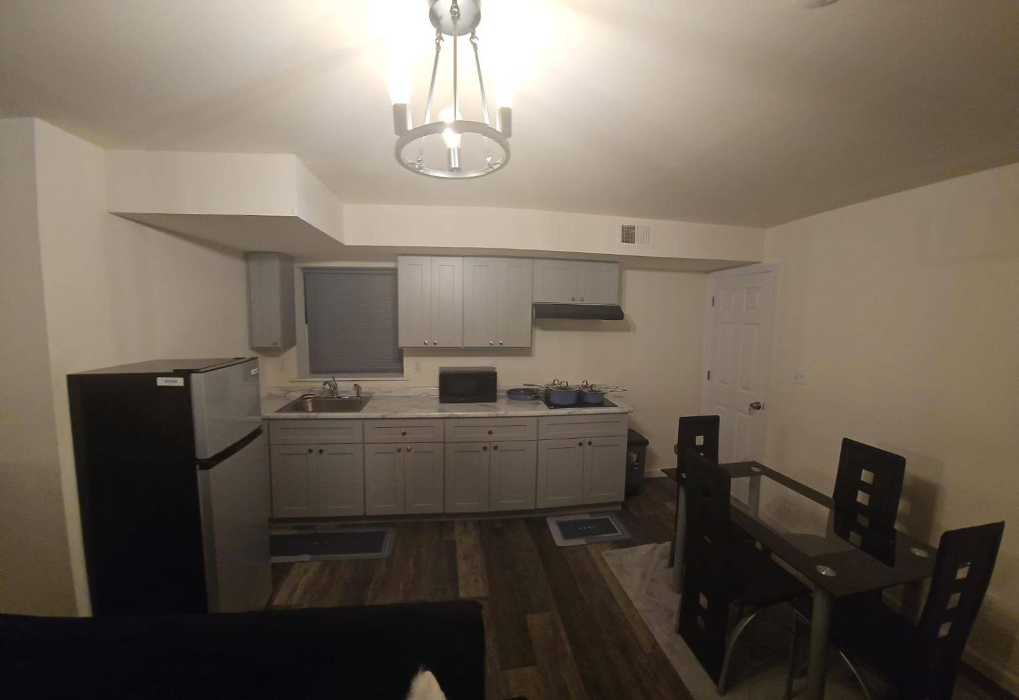 Staycation Haven 1 In Newark City view 5