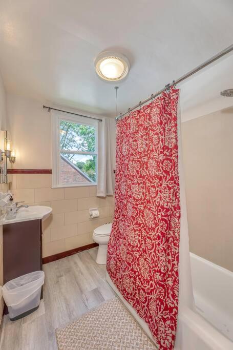 Close to Indy Downtown! Full kitchen - KING BED! view 5