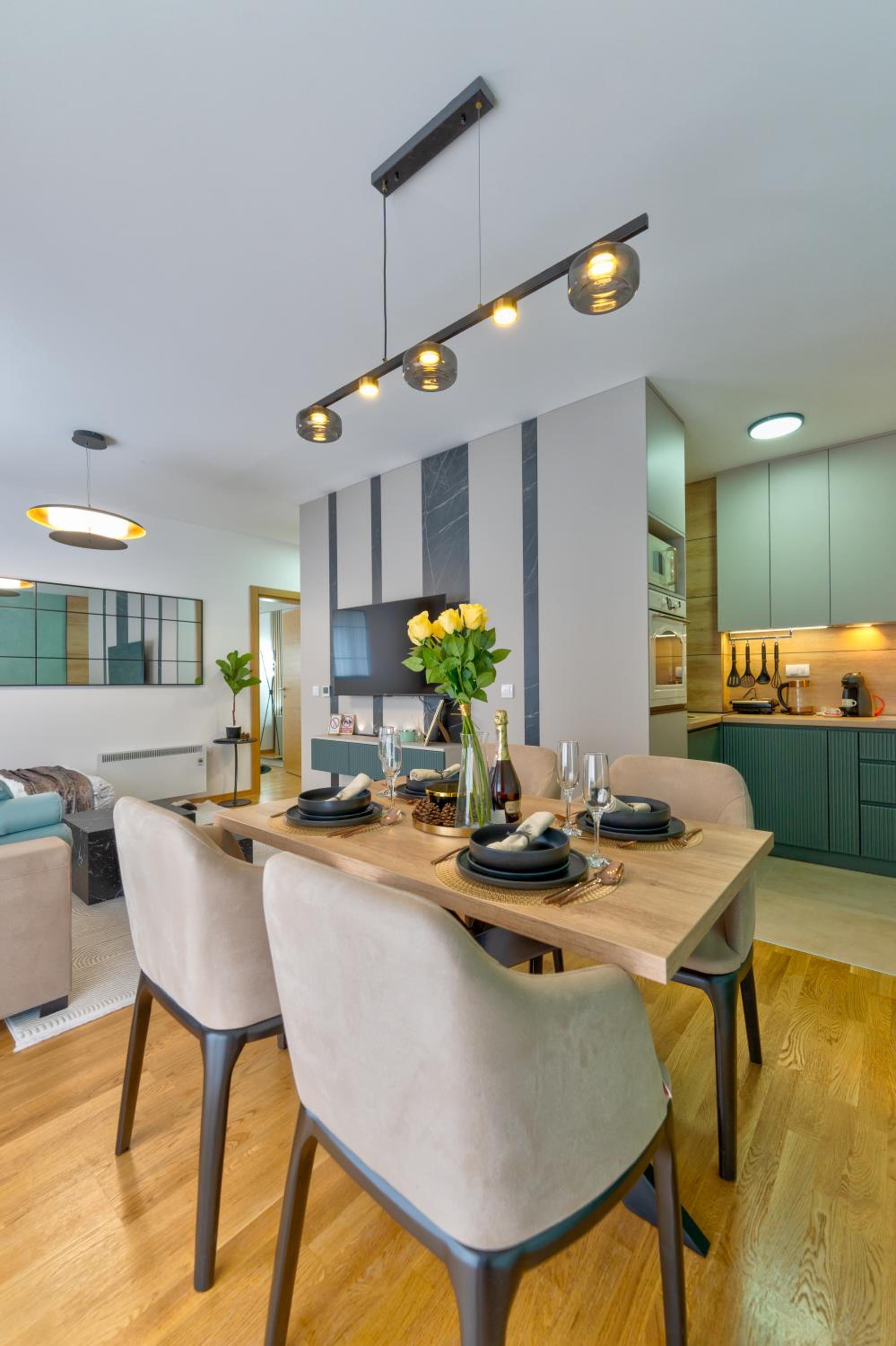 Invivo Luxury Apartment view 3