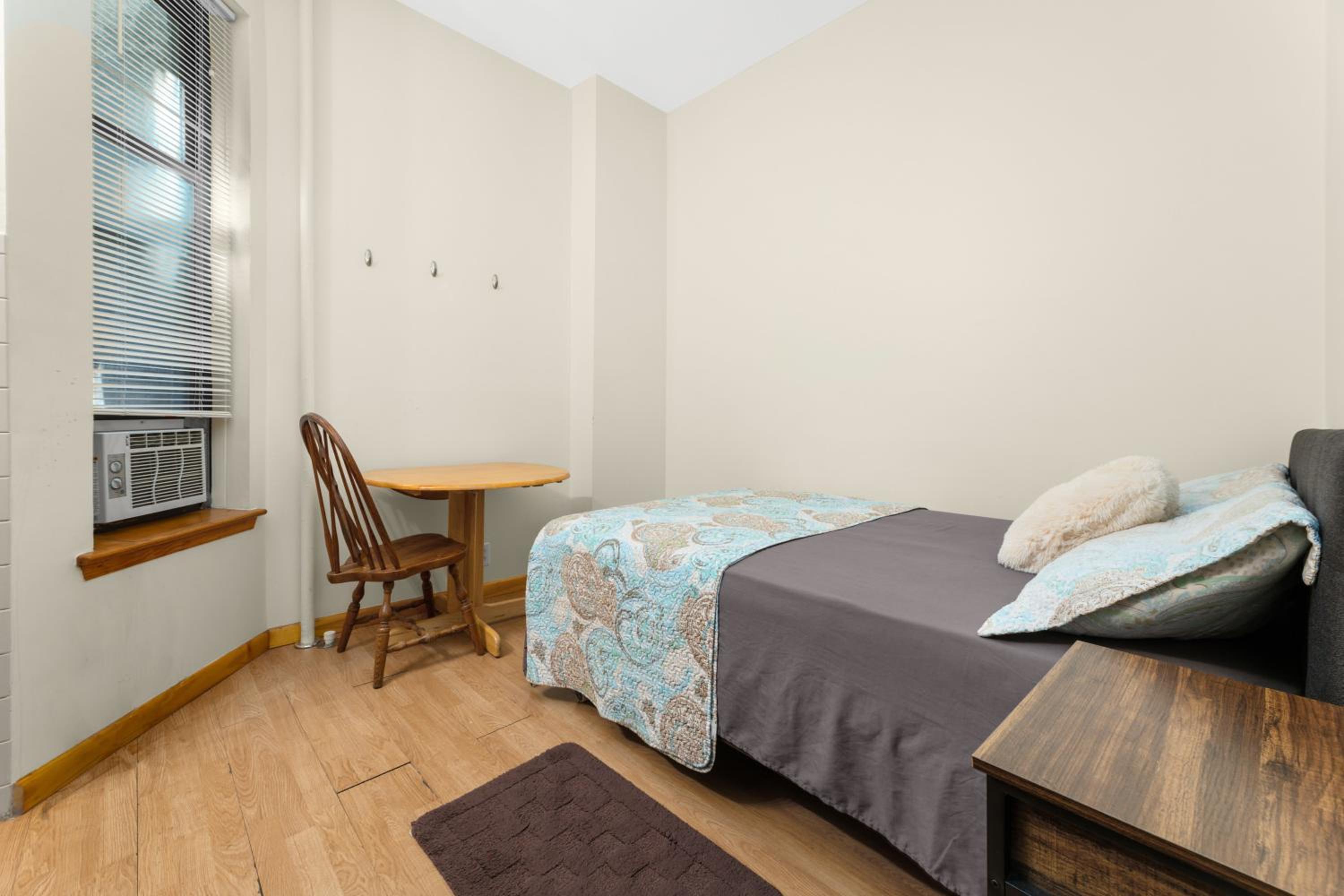 West 30th Street Guest House