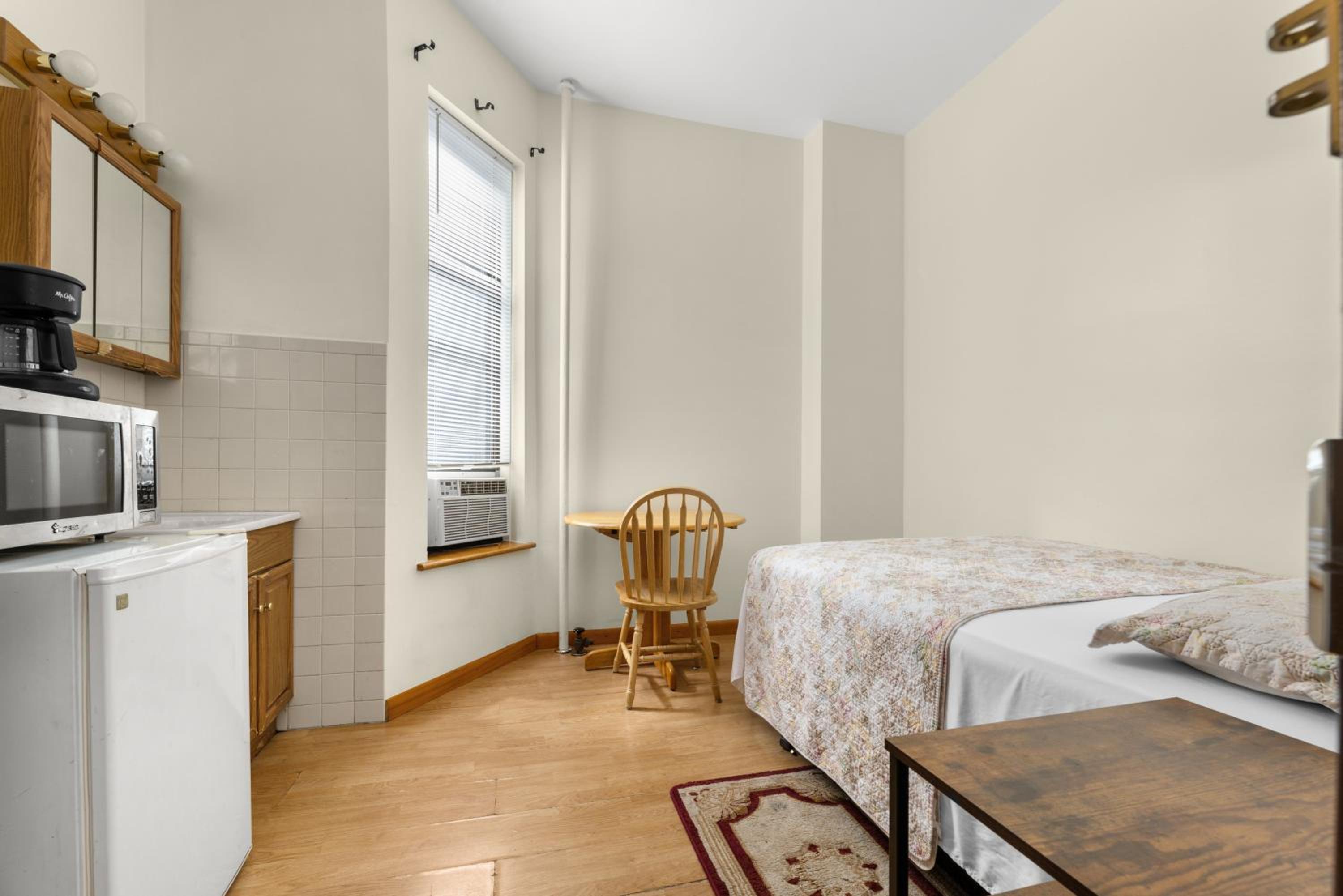 West 30th Street Guest House