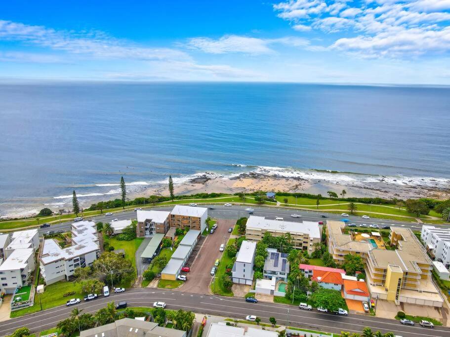Ocean Views 'Seabreeze on Alex'