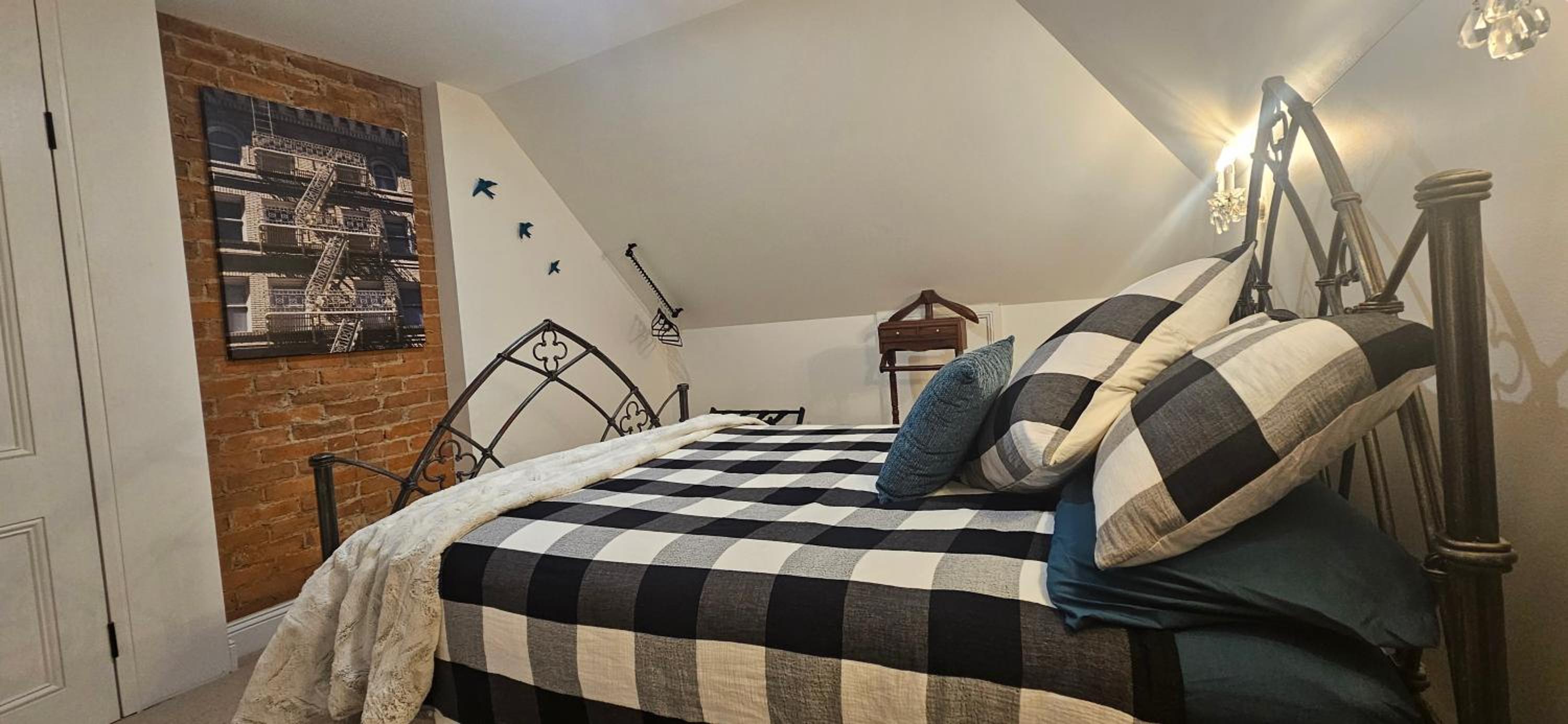 The Old School Historic Stay for 2 Adelaide Hills