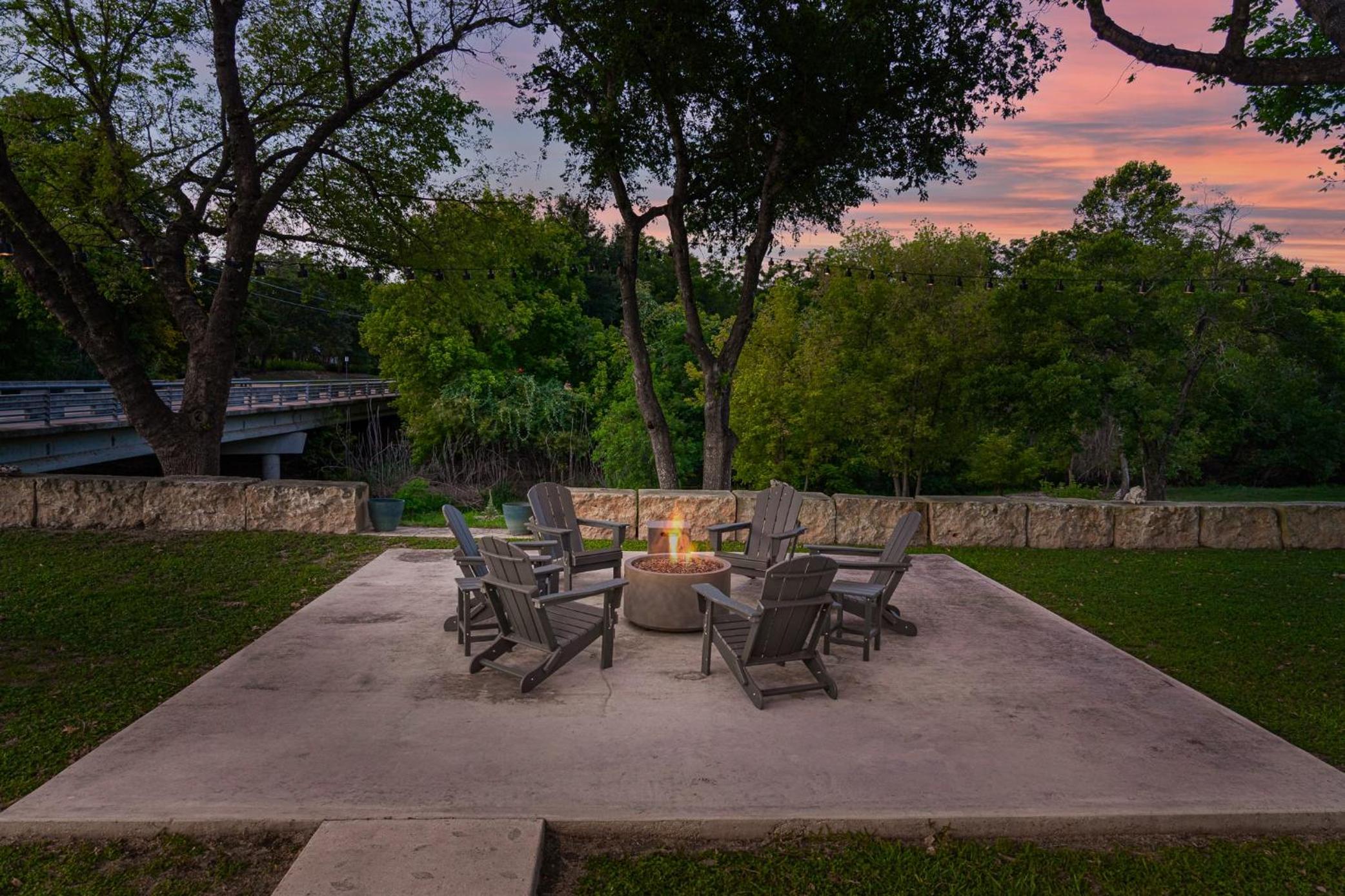 Ufer Haus - Game Room Fire Pit Walk to Main view 5