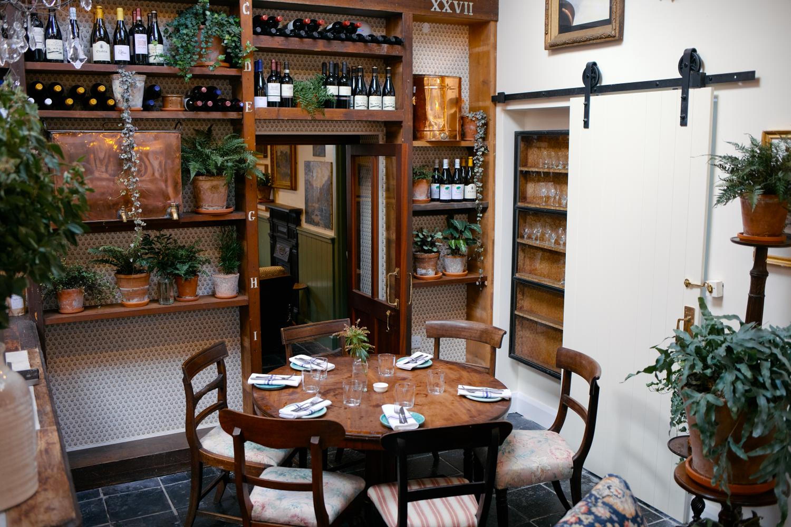 dining
