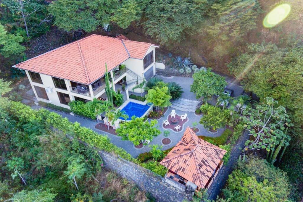 Casa del Artista 4bed,4 bath Ocean view home