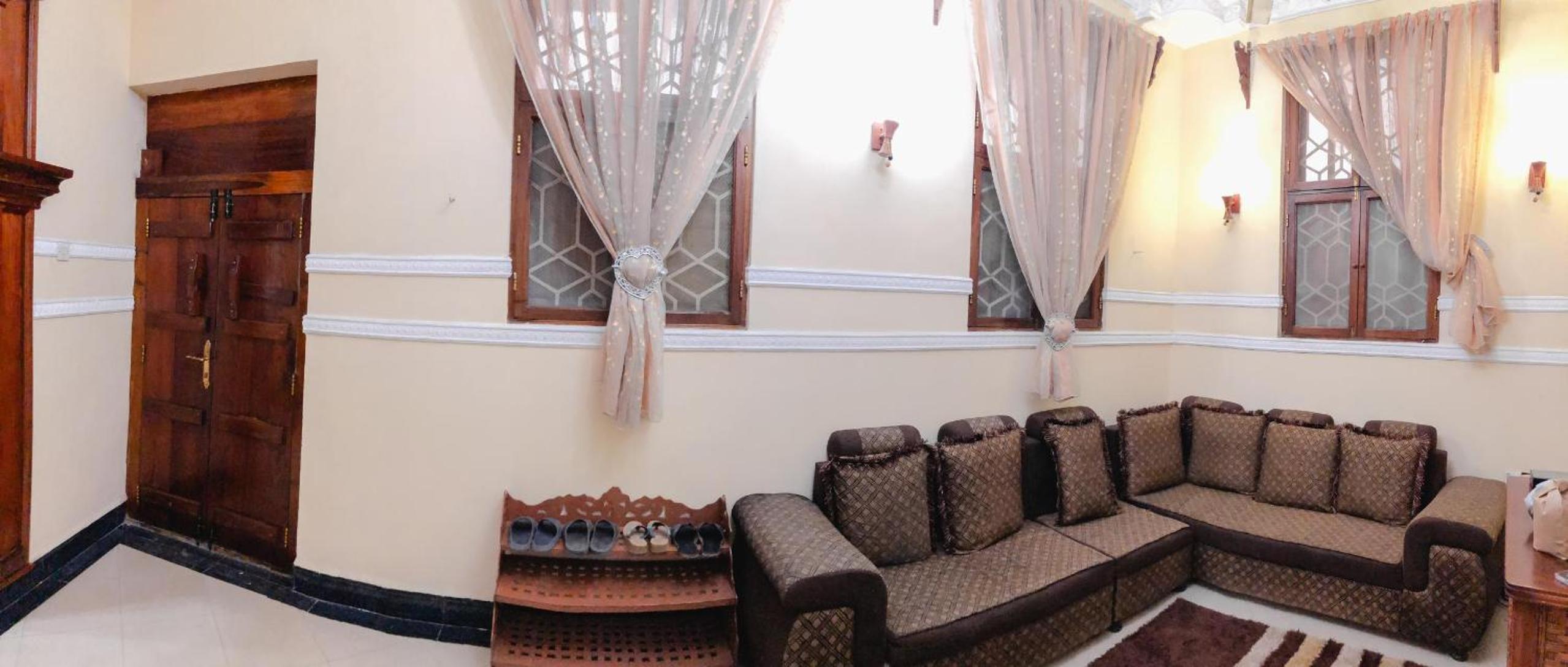 naheeer apartment 4