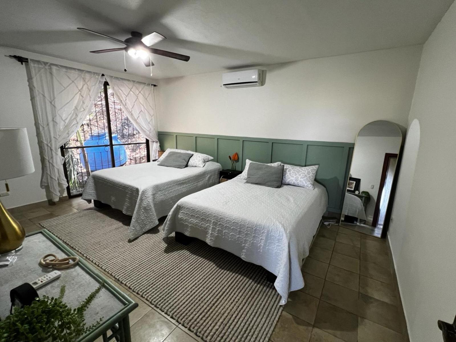 Casa del Artista 4bed,4 bath Ocean view home