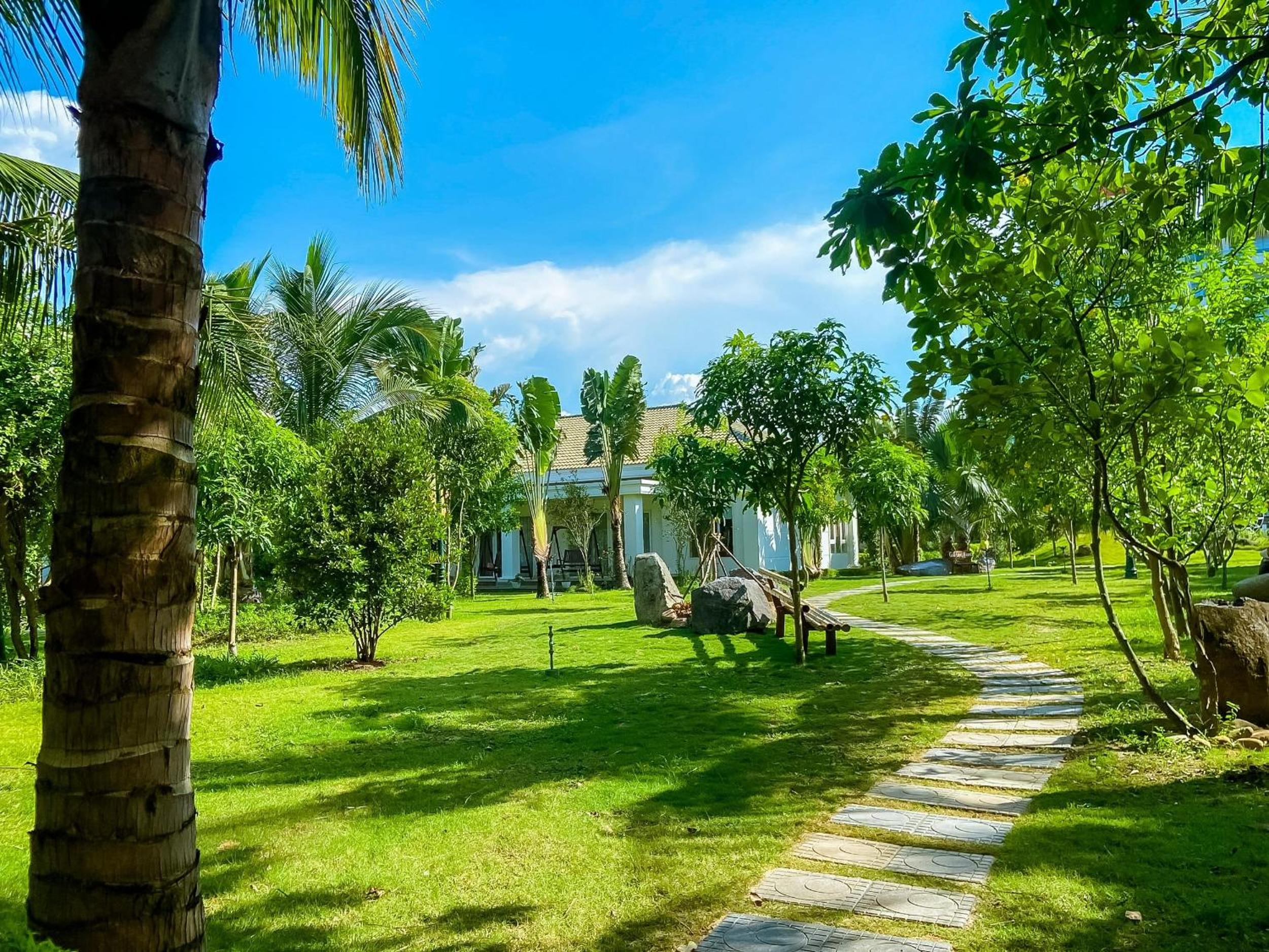 Gold Coast Hotel Resort & Spa
