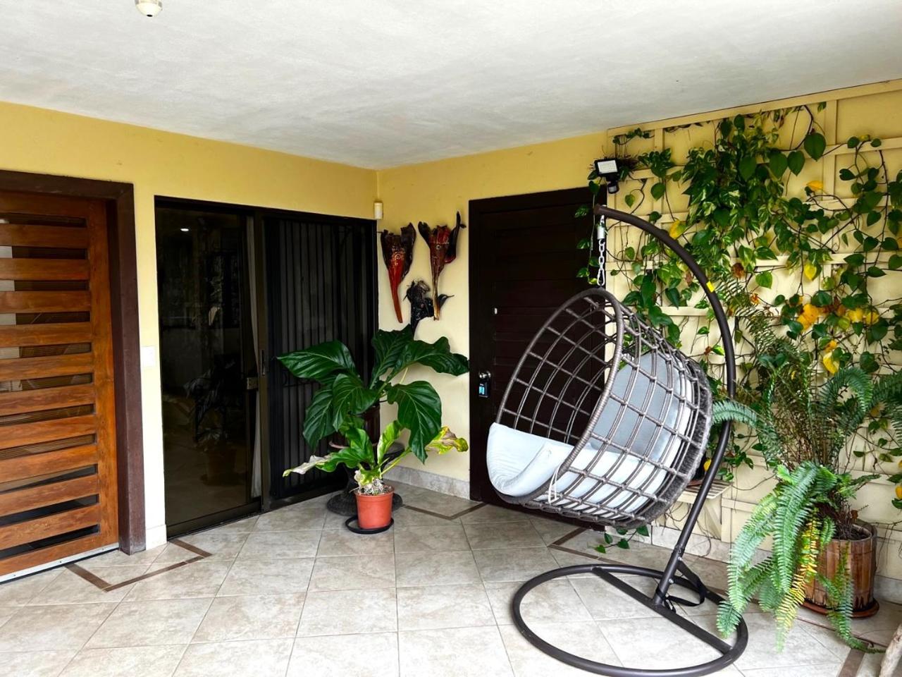 Casa del Artista 4bed,4 bath Ocean view home