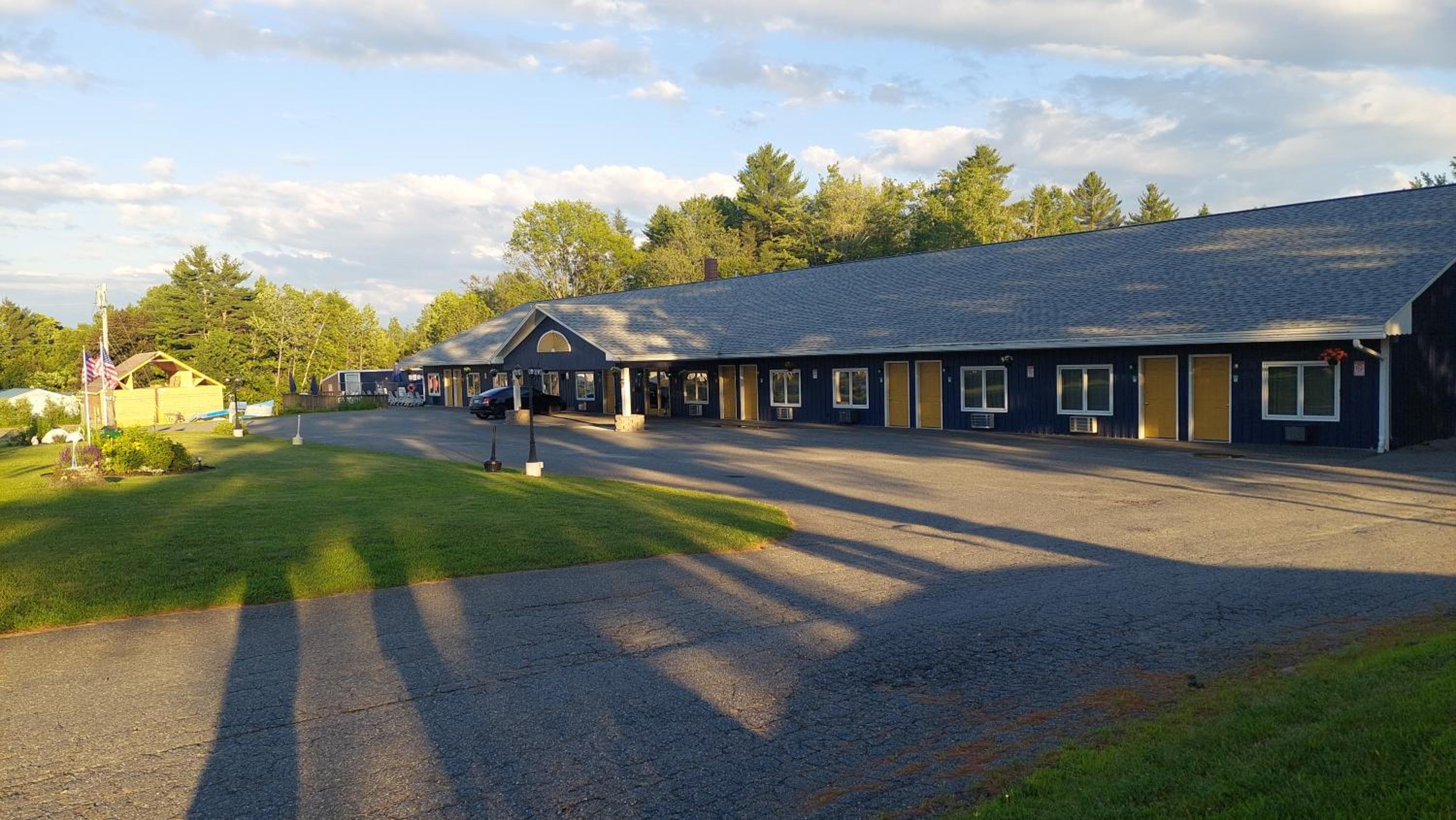 Canaan Motel view 2