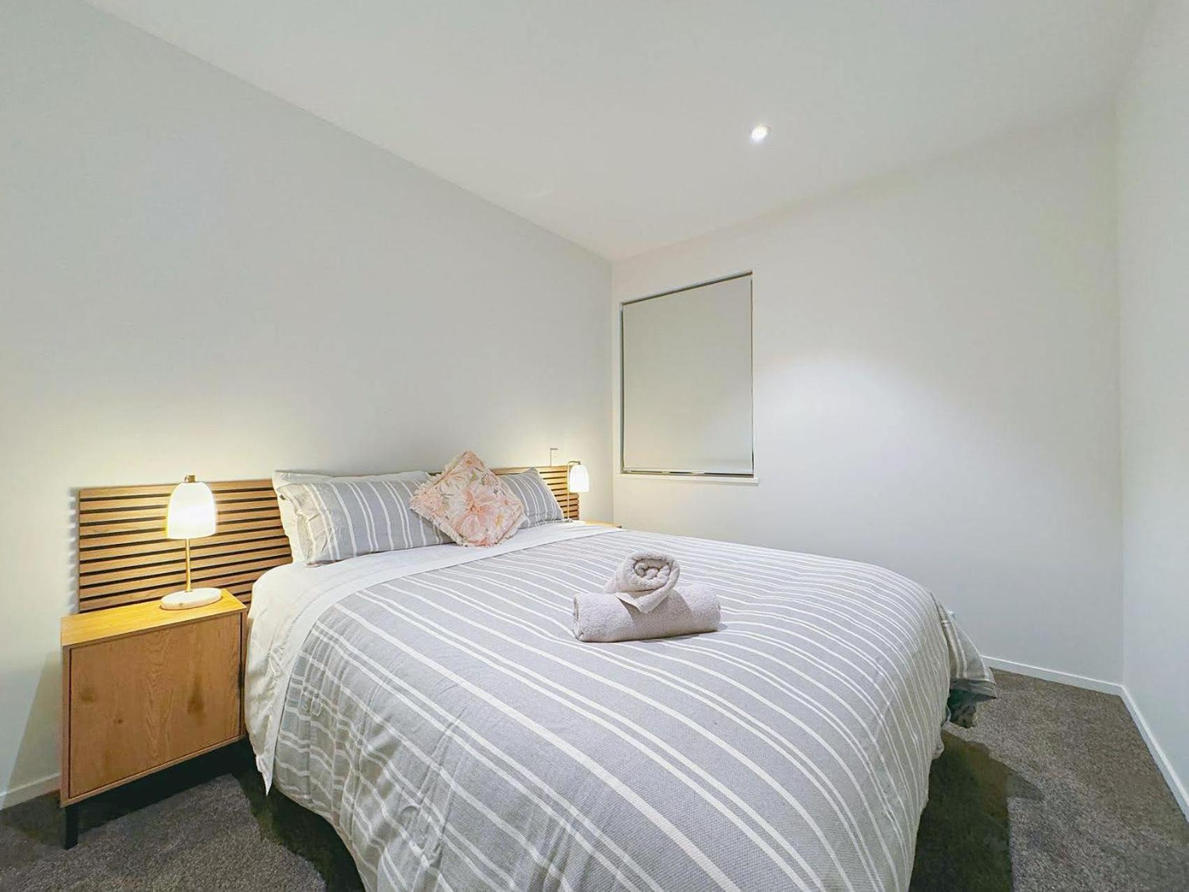 Modern 2BR Central Petone Gem view 2