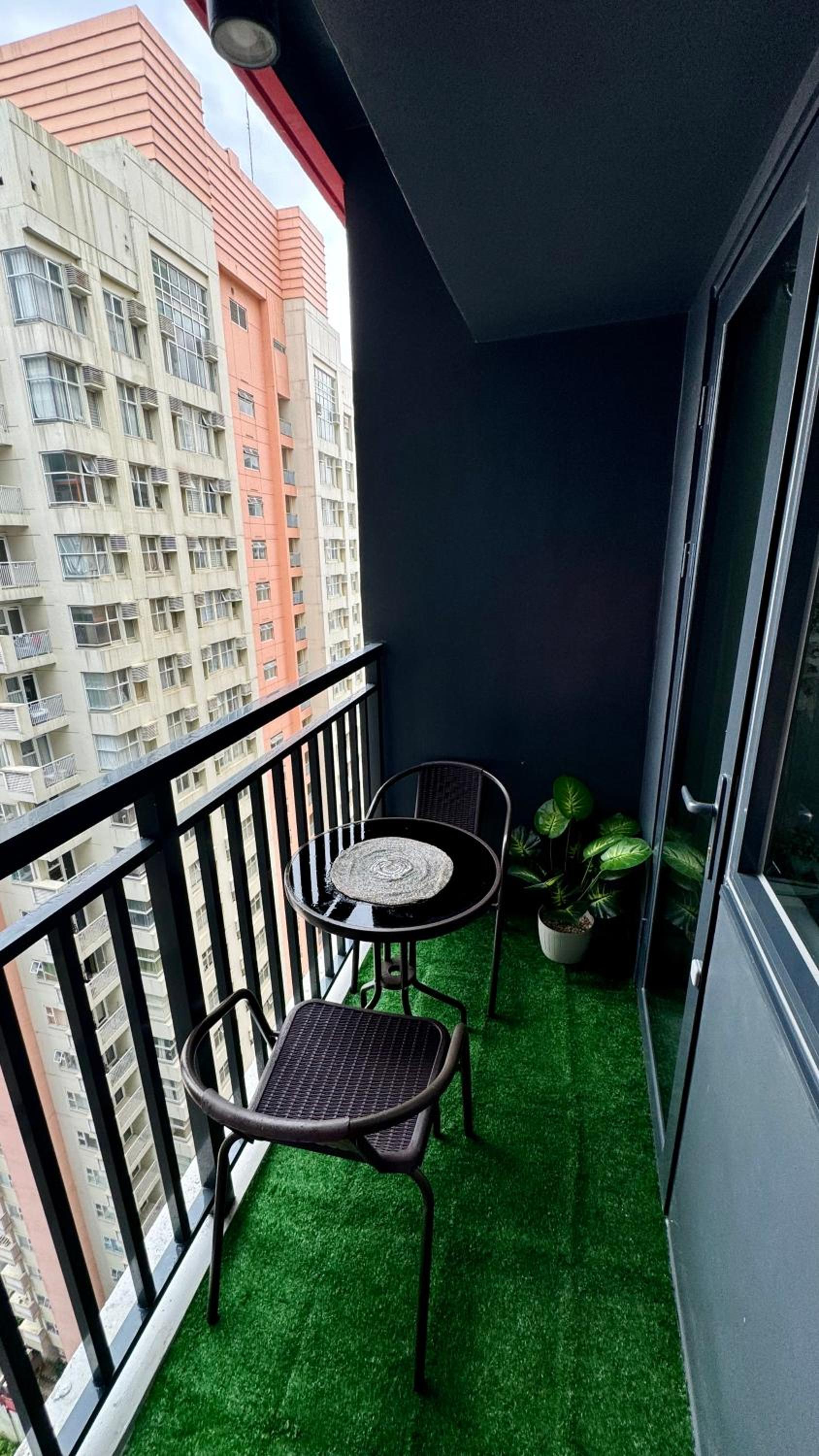 The GoodVibes Condotel Red Residences Makati