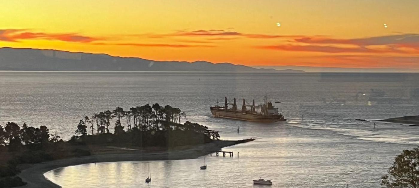 Ocean Horizon - Incredible Sea Views & Sunsets view 4