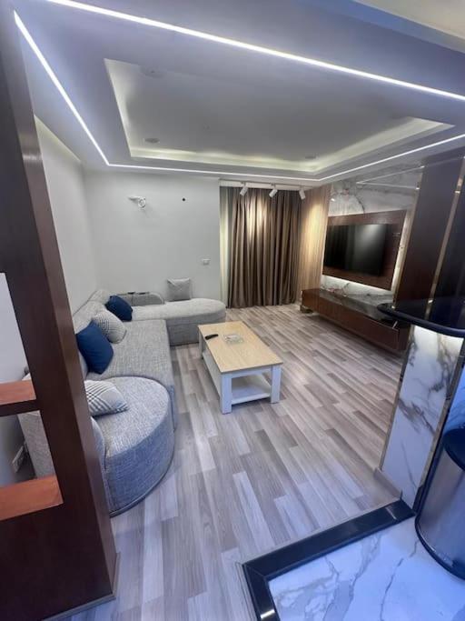 Apartment in one kattameya