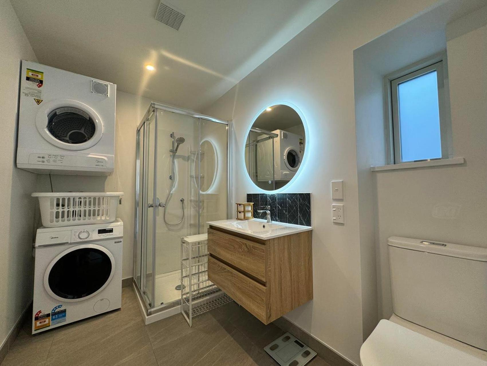 Brand New Sleek 2-BR Urban Retreat at Petone view 3
