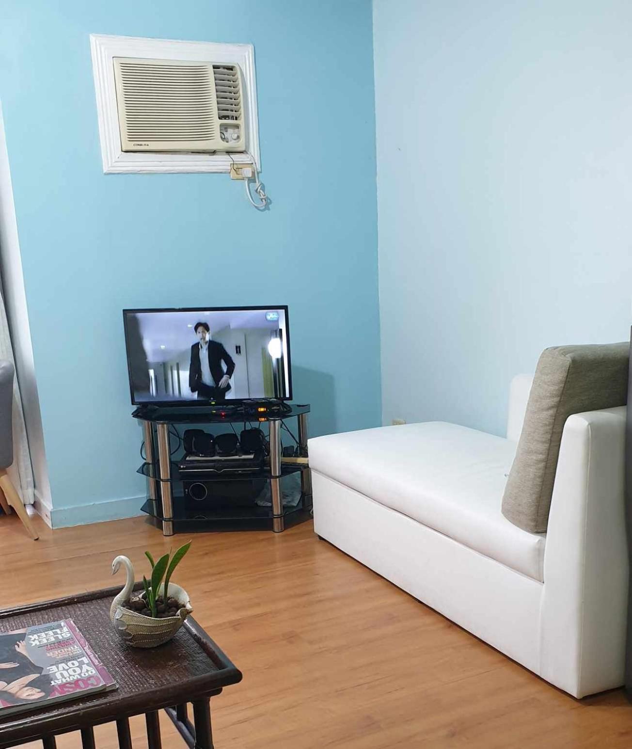 ETON BAYPARK MANILA by TRIPLE VIEW CONDOTEL