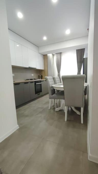 Apartament de lux, 2 dormitoare! view 4