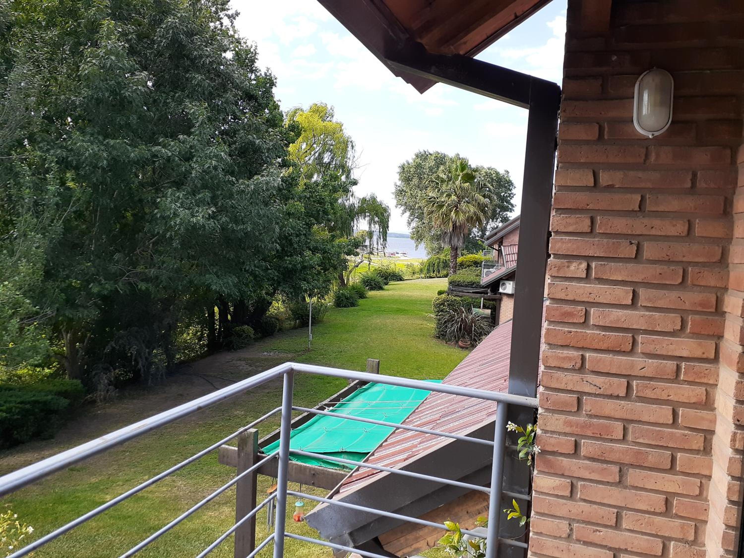 Coqueto Duplex en Complejo Nautico Privado-Costa Azul de VCP-Vista al Lago-