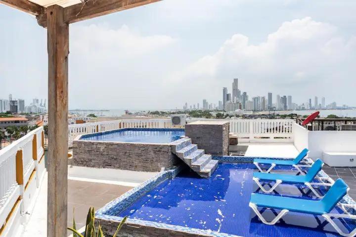 Apartamento torre del reloj 501