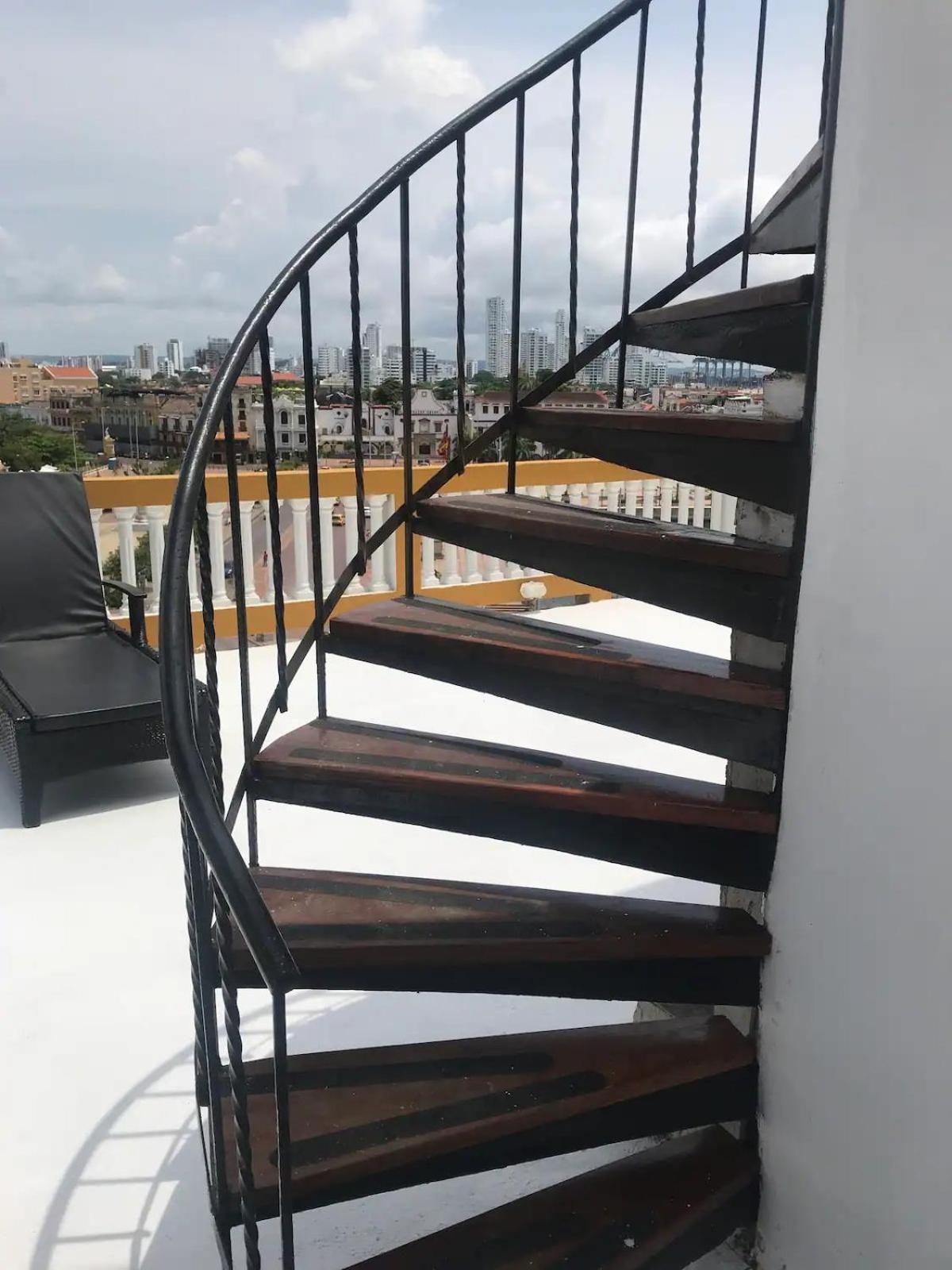Apartamento torre del reloj 501