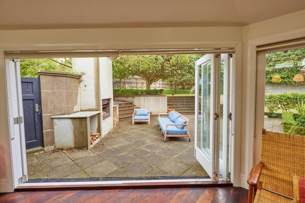 Home with Hot Tub, Heated Pool & Tennis Court view 4