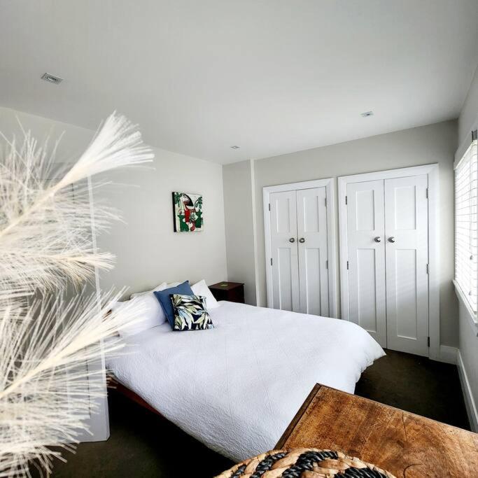 Home with Hot Tub, Heated Pool & Tennis Court view 5