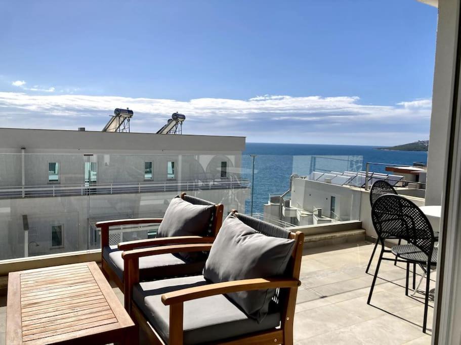 Starlight Tony Apartment