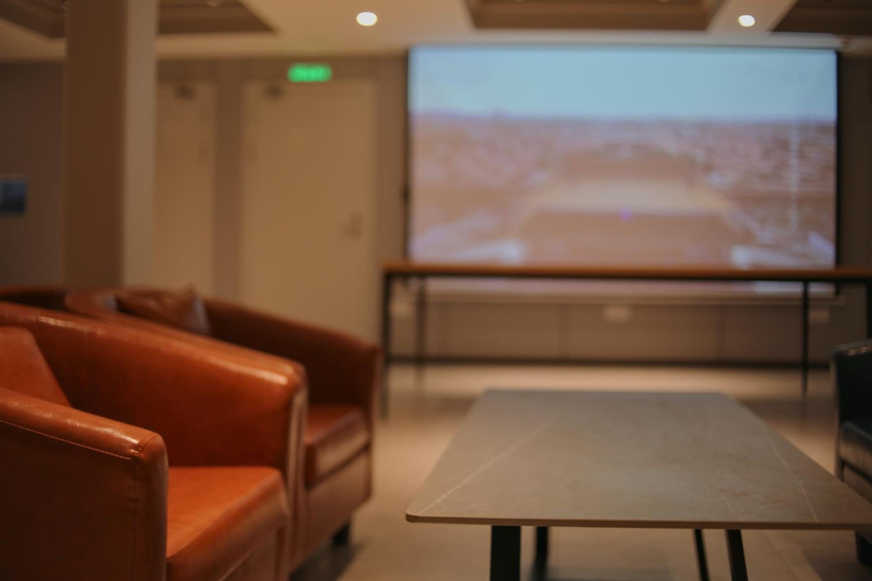 Dayin Youth Hostel - Old Town & People's Square& Rail Hub -Social Area -Bar -Café -Gym -Free Laundry Luggage Storage -24H Front Desk -English Service