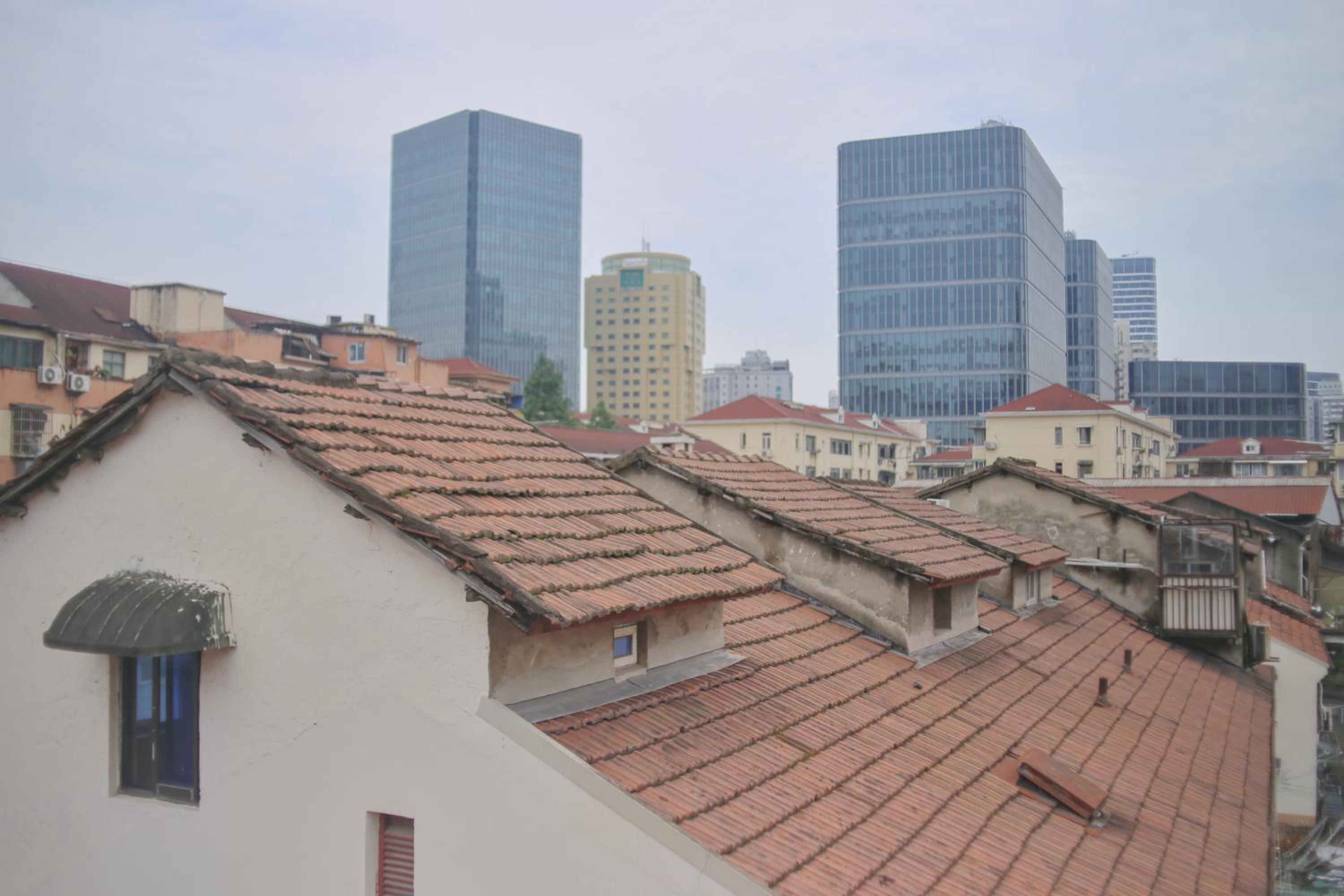 Dayin Youth Hostel - Old Town & People's Square& Rail Hub -Social Area -Bar -Café -Gym -Free Laundry Luggage Storage -24H Front Desk -English Service