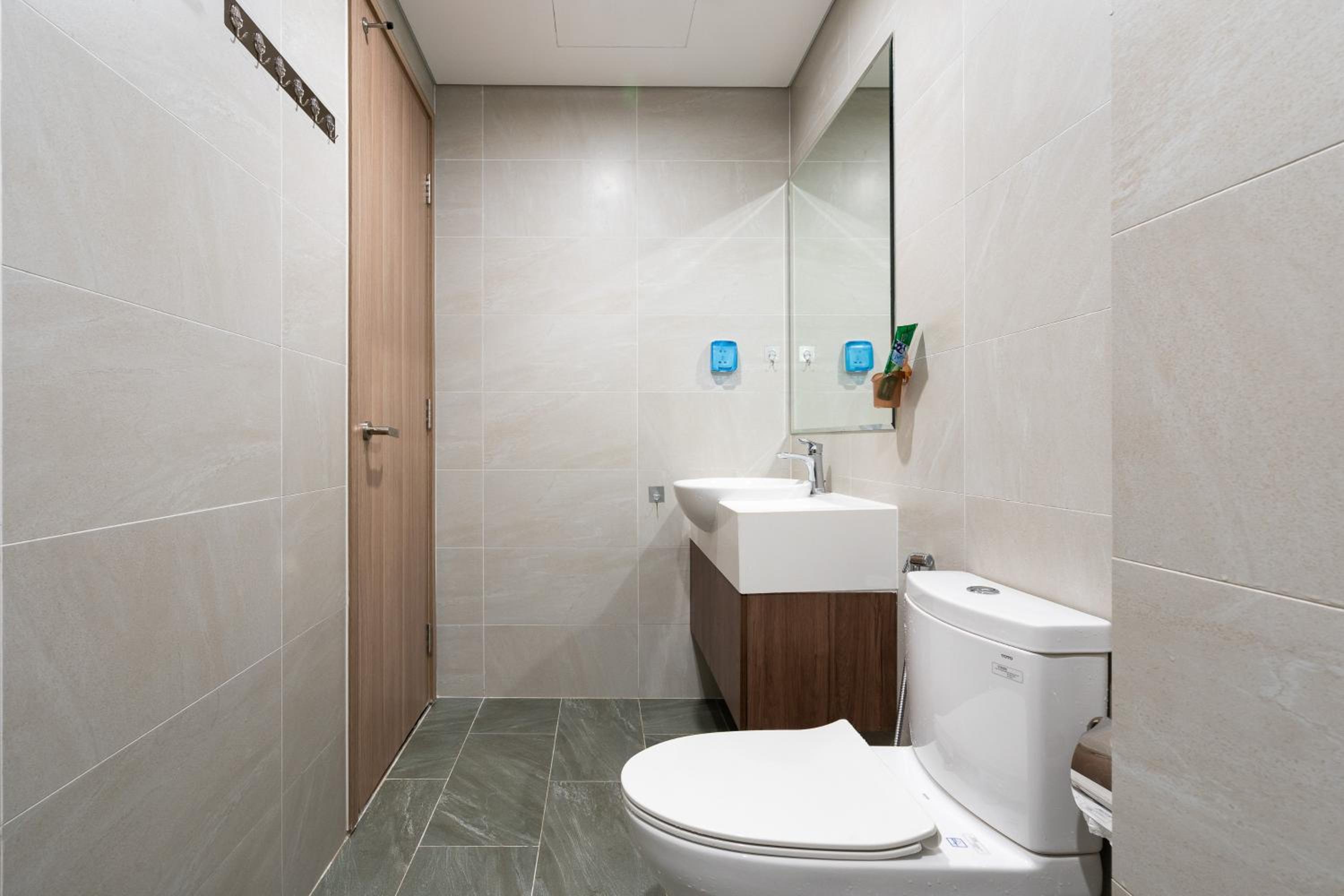 Emma House 6 - Can ho 2PN2WC Vinhomes Grand Park Quan 9 view 5